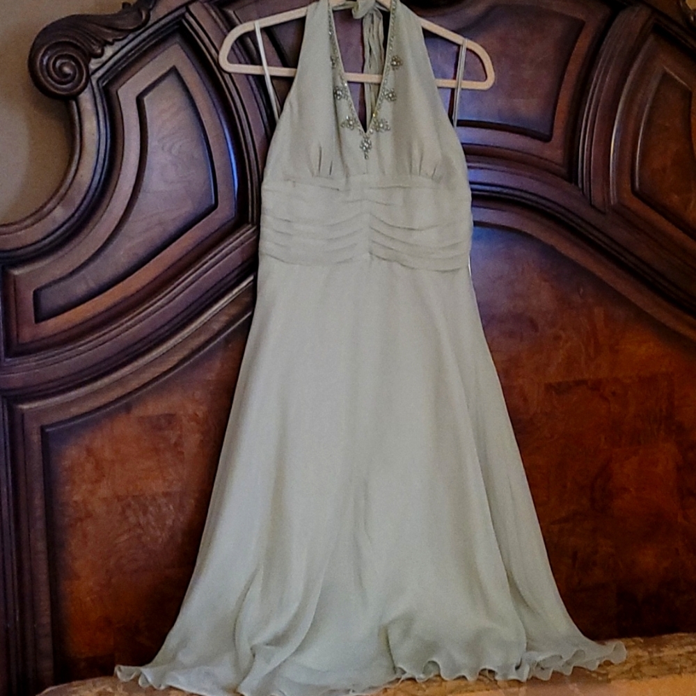 (NWT) sage halter silk dress womens size 14...